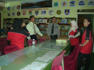 En. Azlan, GPM dan Guru-guru SM Lasalle, Kota Kinabalu di PSS